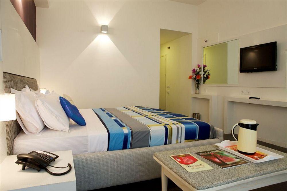 Hotel Mandakini Jaya International Haydarabad Oda fotoğraf